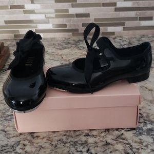 Girls tap shoes